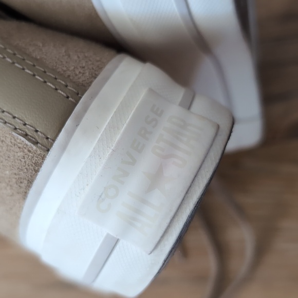 Chuck Taylor All Star Lift Cozy Utility Sneakers - Picture 7 of 8